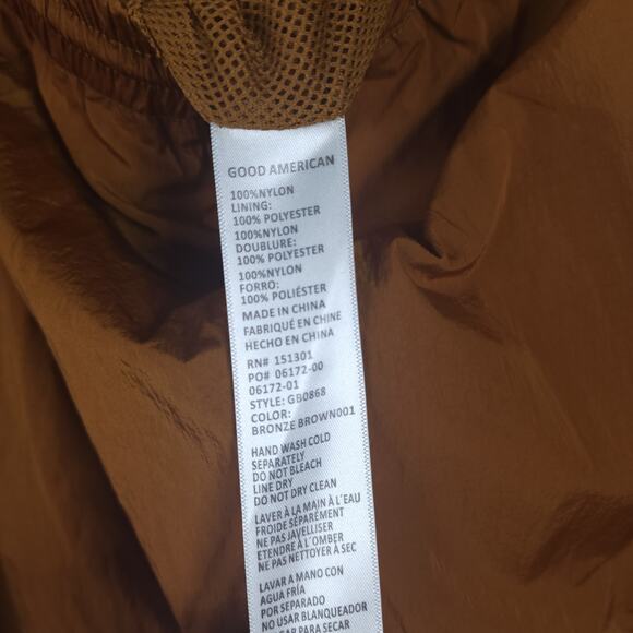 Good American Essential Nylon Track Pants in Bronze Size S - Picture 9 of 10